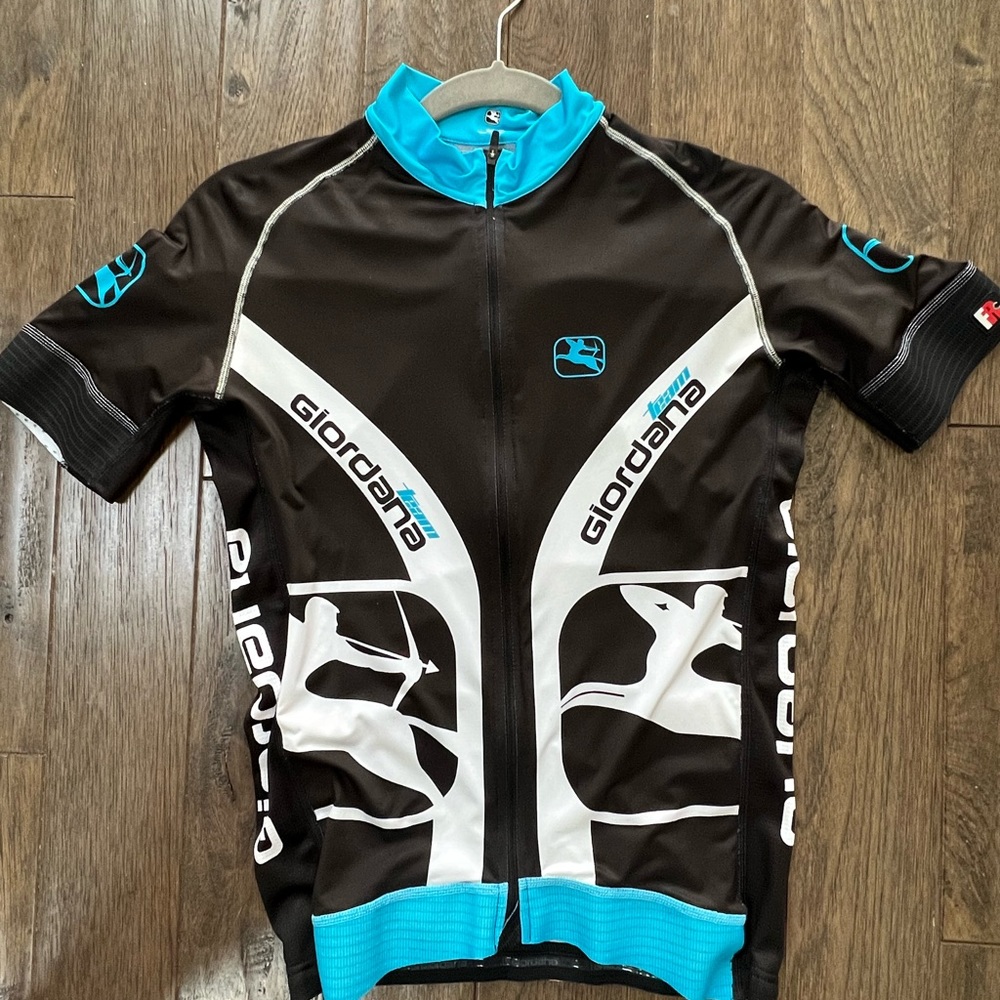 Cycling jersey by Giordana, size L.